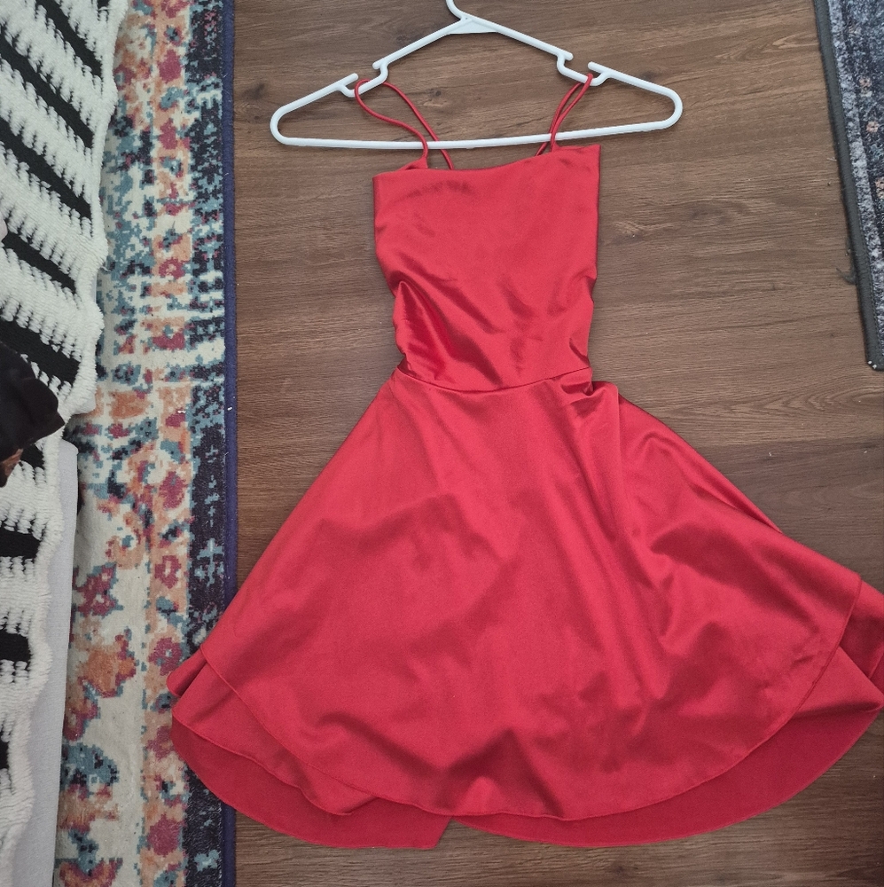 Elegant Red Strapless Dress